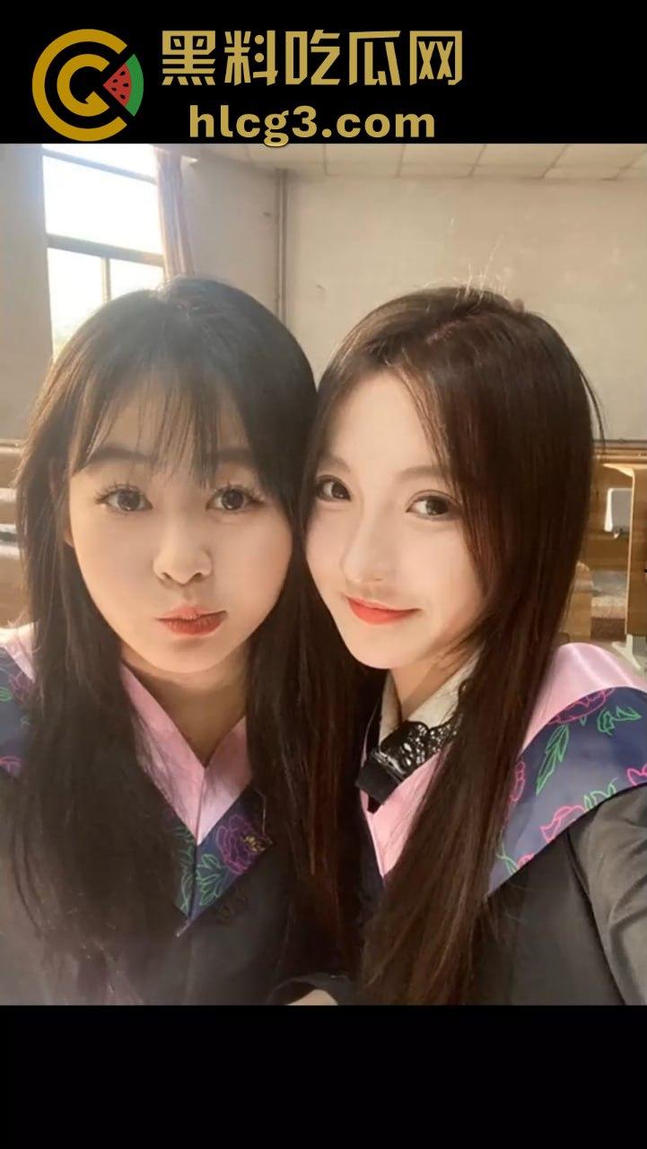 西南大学校花穆诗曼QQ裸聊泄密,性感水手服约炮内射视频曝光,直击她的淫荡一面!-2