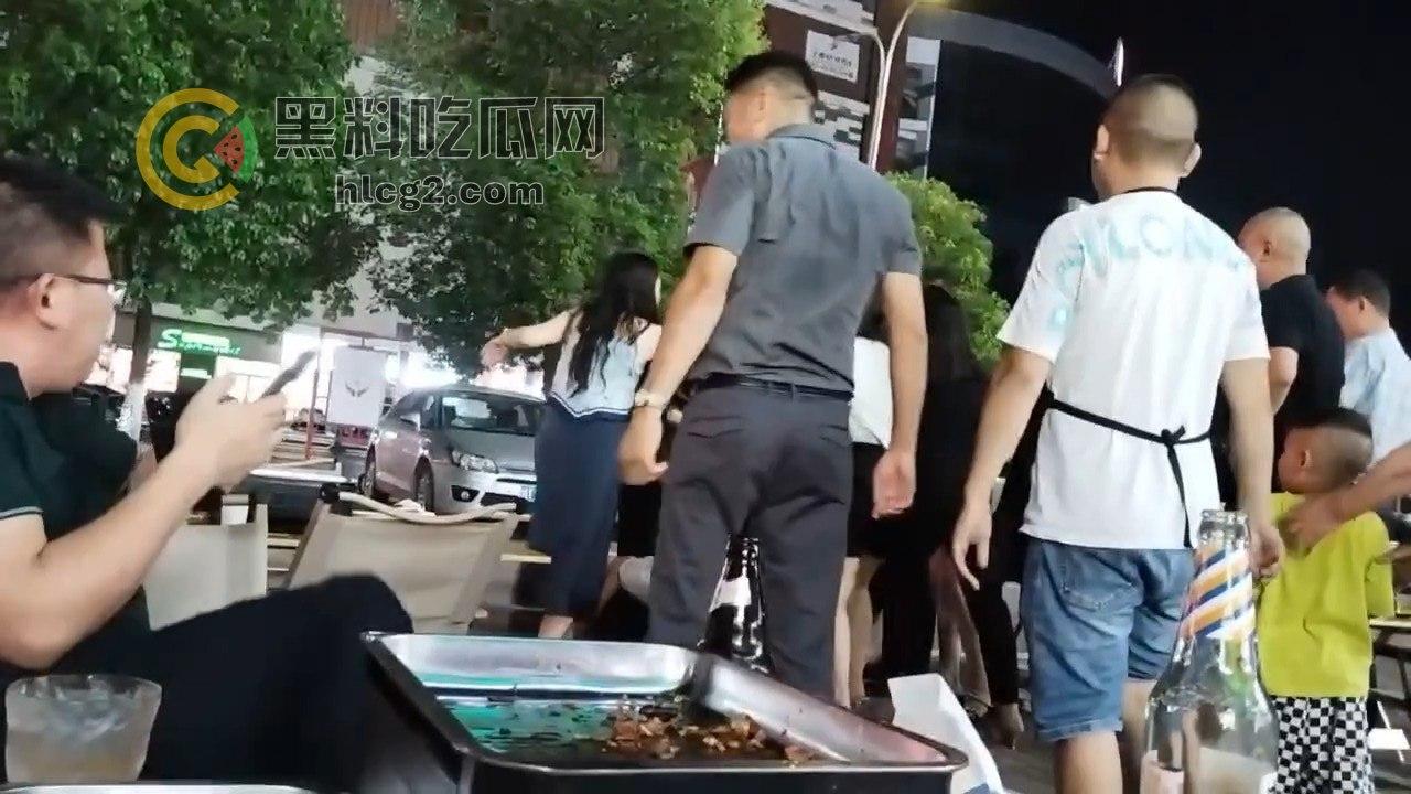 成都市惊爆丑闻!原配被小三暴打,老公竟然助纣为虐,家庭伦理剧原来如此狗血!-1