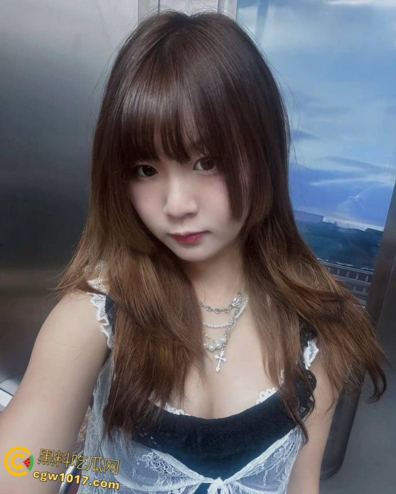 香港大学生【郑怡宣】露脸口交深喉舔屌，男友无套猛干高潮颜射，肉棒狂插G点！-3