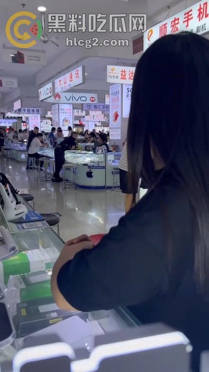 小姨子偷情姐夫,姐姐一怒之下大闹手机店,家族恩怨一触即发-4