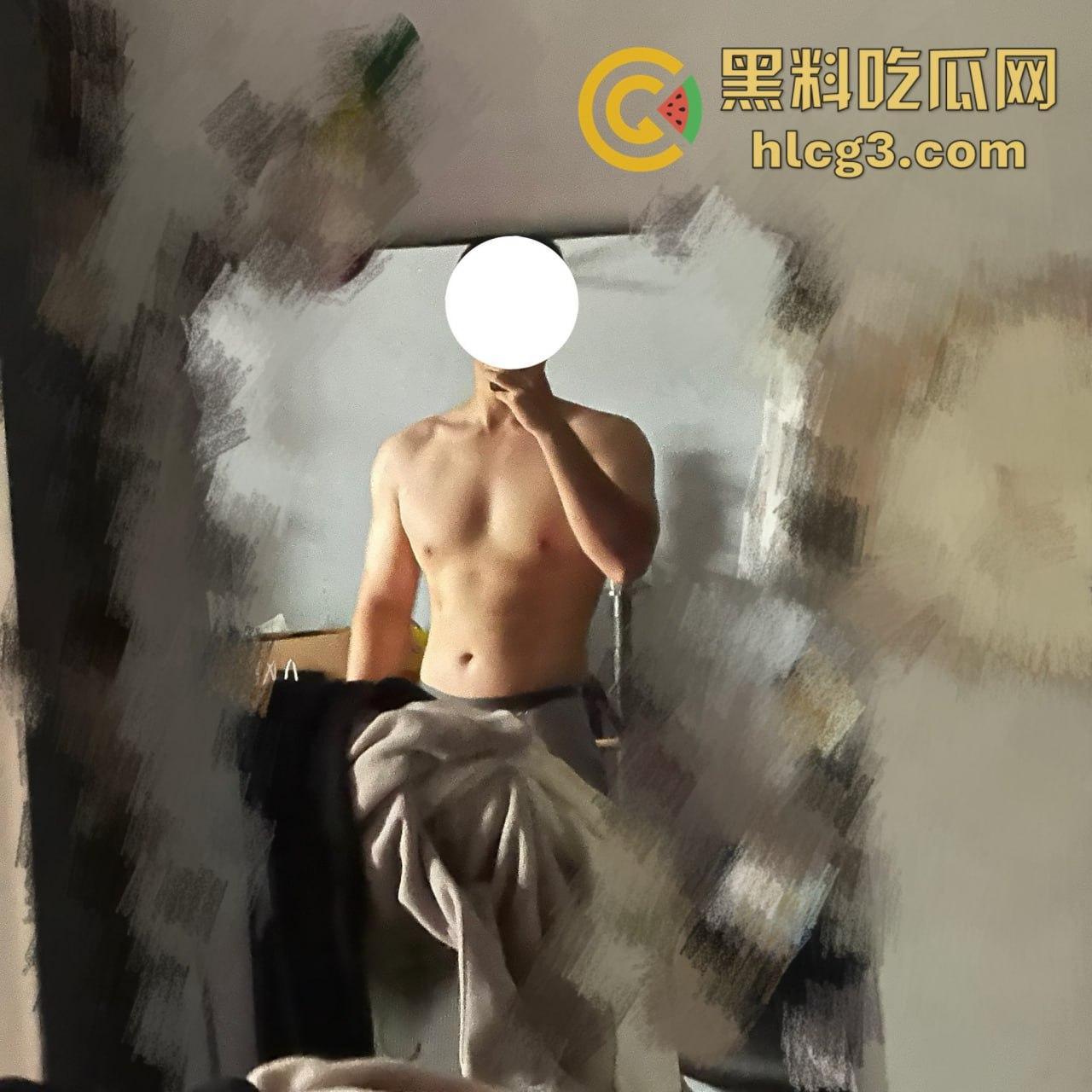 新加坡情侣网黄甜蜜又刺激!拍片吃生蚝补充体力,分享优雅的大奶博主性爱日常,高质量视频流出!-1