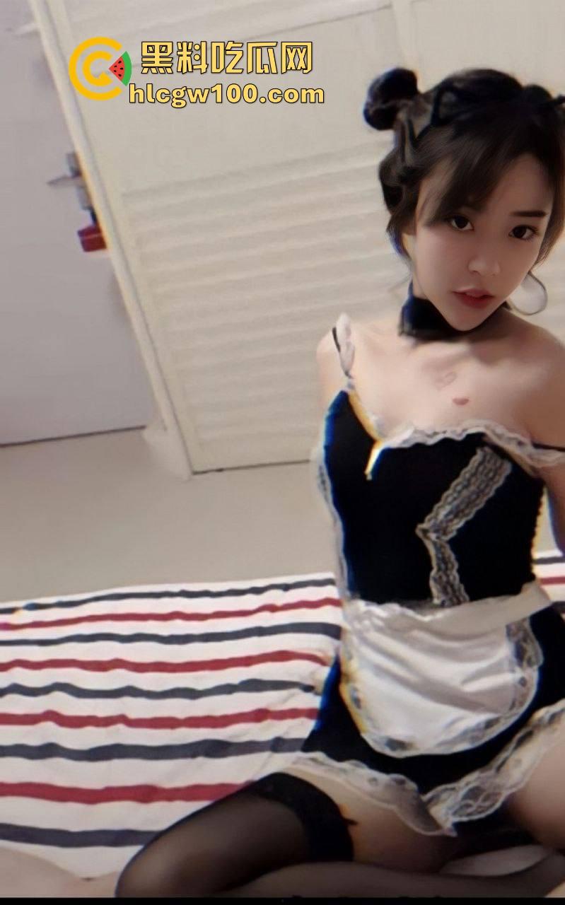 福州高颜值气质女神【颜珊梓】跟男友私密视频曝光,跳蛋巨屌双管齐下,全程骚到炸裂!-1