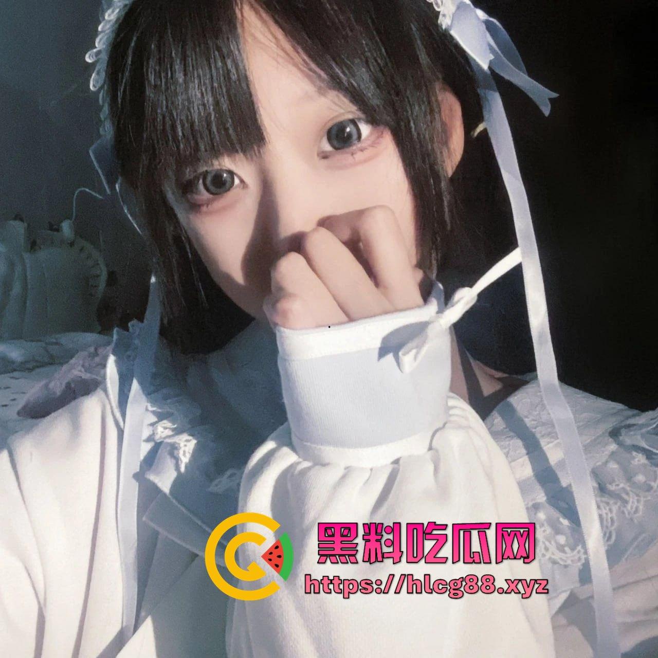 南宁地雷系女萝莉『雪代巴』纯情嫩娃变浪货，被金主老爹捅得嗲穴狂吼，小学妹嗲声淫吼震碎舔狗三观！-2