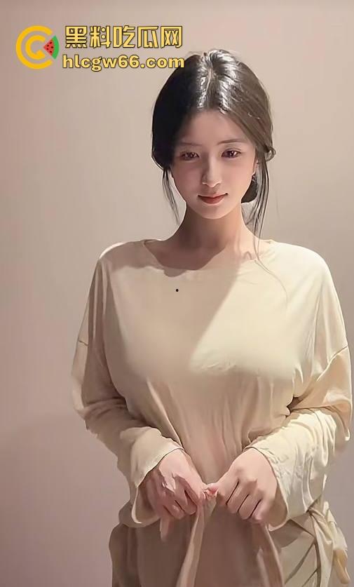 抖音极品性感巨乳网红【一只流氓兔】丰乳肥臀气质风骚 性感胴体充满诱惑力 约炮视频曝光流出！-4