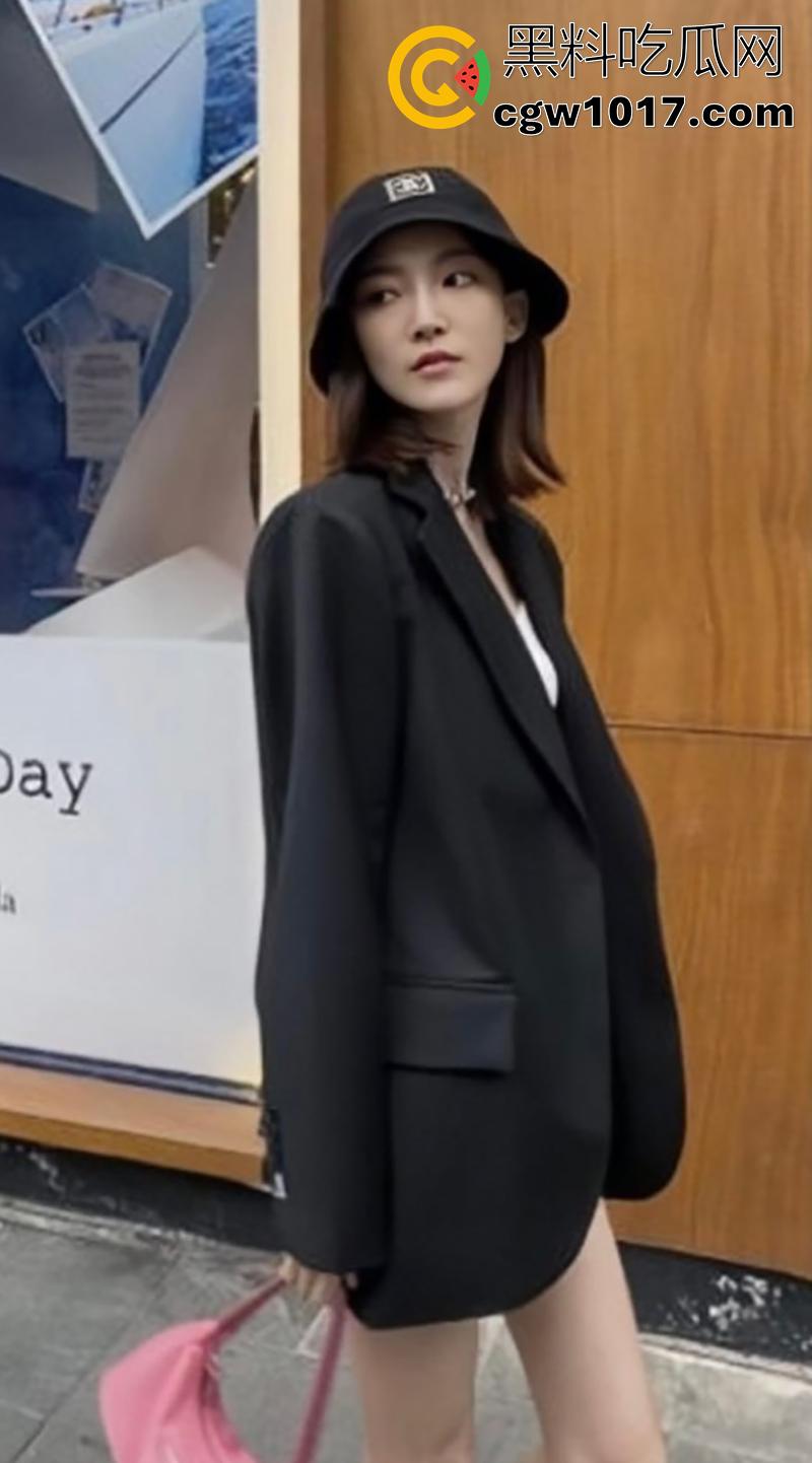 上海师范大学校花【陈祎】，御姐颜值腿长逆天，被金主爸爸包养，酒店口交吃鸡性爱视频泄漏！-3