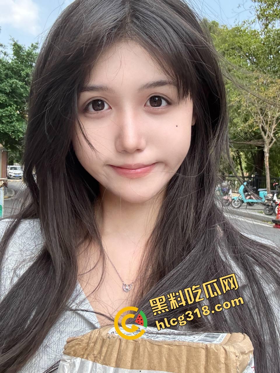 纹的时候笑得像疯子,洗的时候哭得像狗,精神小妹胸口洗纹身,找到接盘侠就开始洗过往了?-4