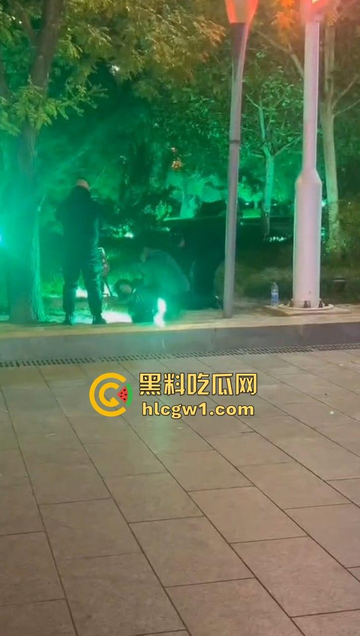 天津快餐吃出人命！大学哥爽完被绿帽男捅死，大寺村嫖个逼，结果逼债要了命快餐变送命套餐！-10