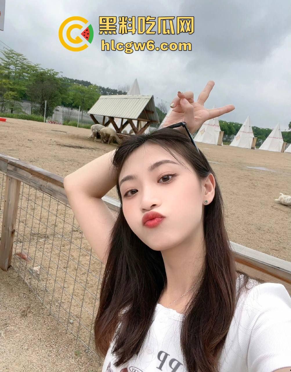 抖音同城局4男4女彻夜狂欢，酒吧局拼酒拼到吐，凌晨开房小哥10分钟缴械，妹子太猛！-3