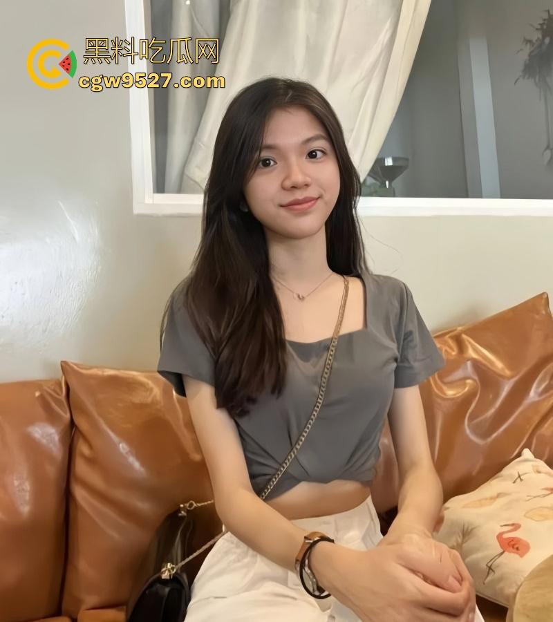 厦门大学【张婷婷】调教视频流出,清纯女神骑乘猛坐粗大鸡巴上,淫水顺大腿流淌,房间充满了呻吟声!-1