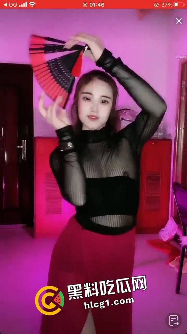 直播露点闪现大合集!擦边到极限就是露点 朦胧产生美啊-5