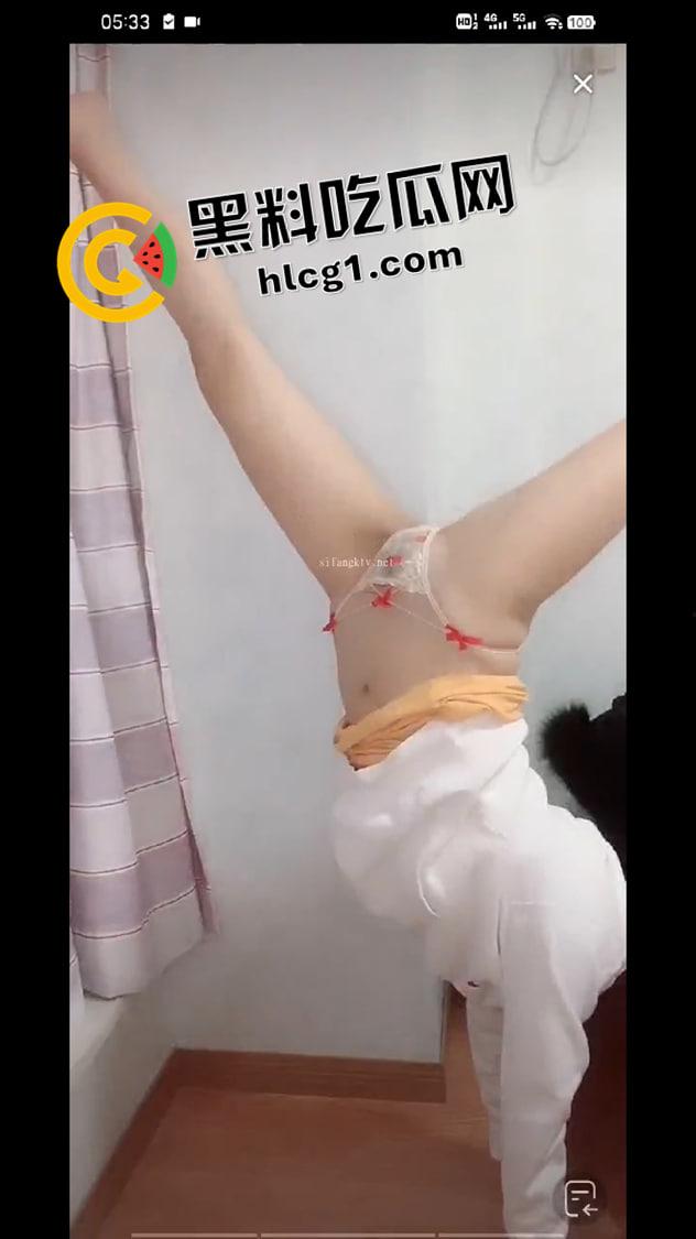 直播露点闪现大合集!擦边到极限就是露点 朦胧产生美啊-6