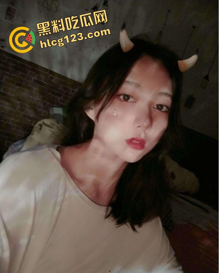 【猛料曝光】东莞某公司老板爆调教下属视频!直接颜射,网友炸锅!-2