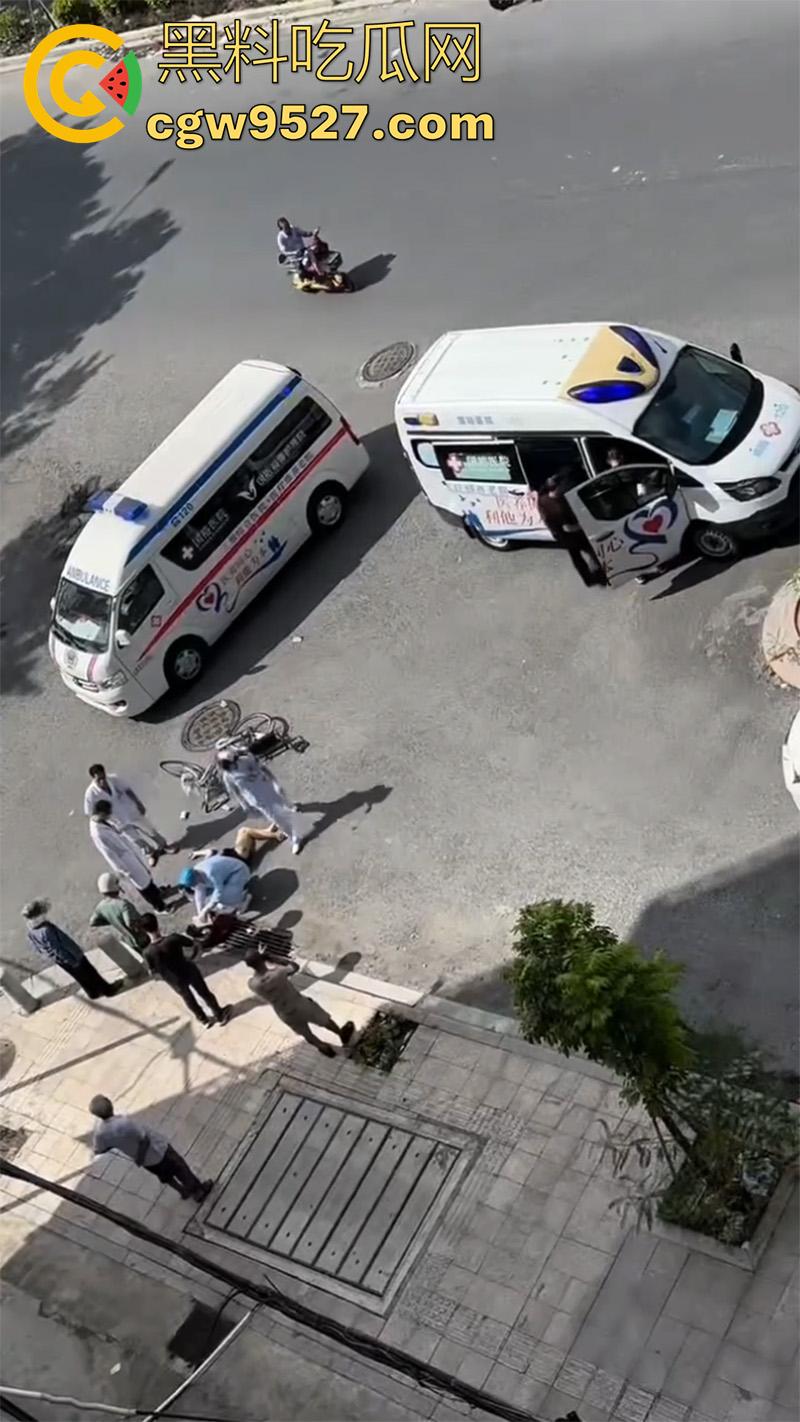 广东揭阳恐怖凶案现场，榕城东寨一男子，被女友戴绿帽后，精神崩溃发疯，当街将女子砍死！-12