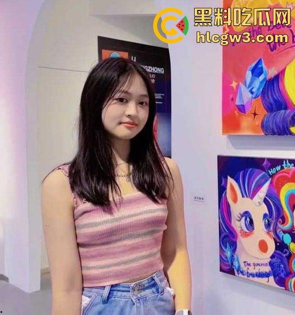 新交大三学姐【安倩文】床上骚到炸裂!粉色奶头被捏到娇喘连连,修长美腿夹得人动不了!-4