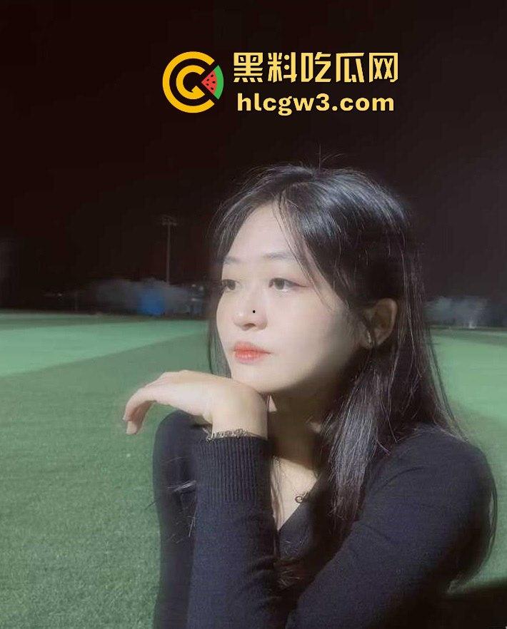 新交大三学姐【安倩文】床上骚到炸裂!粉色奶头被捏到娇喘连连,修长美腿夹得人动不了!-5