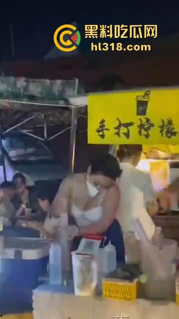 一杯柠檬茶就能细看G杯大奶,小姐姐纯手工猛打,其实我一直喜欢喝柠檬茶,什么大不大奶的无所谓!-9