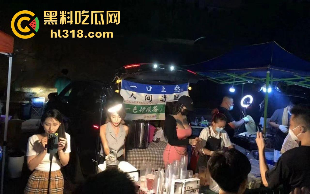 一杯柠檬茶就能细看G杯大奶,小姐姐纯手工猛打,其实我一直喜欢喝柠檬茶,什么大不大奶的无所谓!-11