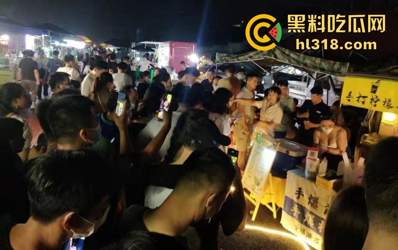 一杯柠檬茶就能细看G杯大奶,小姐姐纯手工猛打,其实我一直喜欢喝柠檬茶,什么大不大奶的无所谓!-12