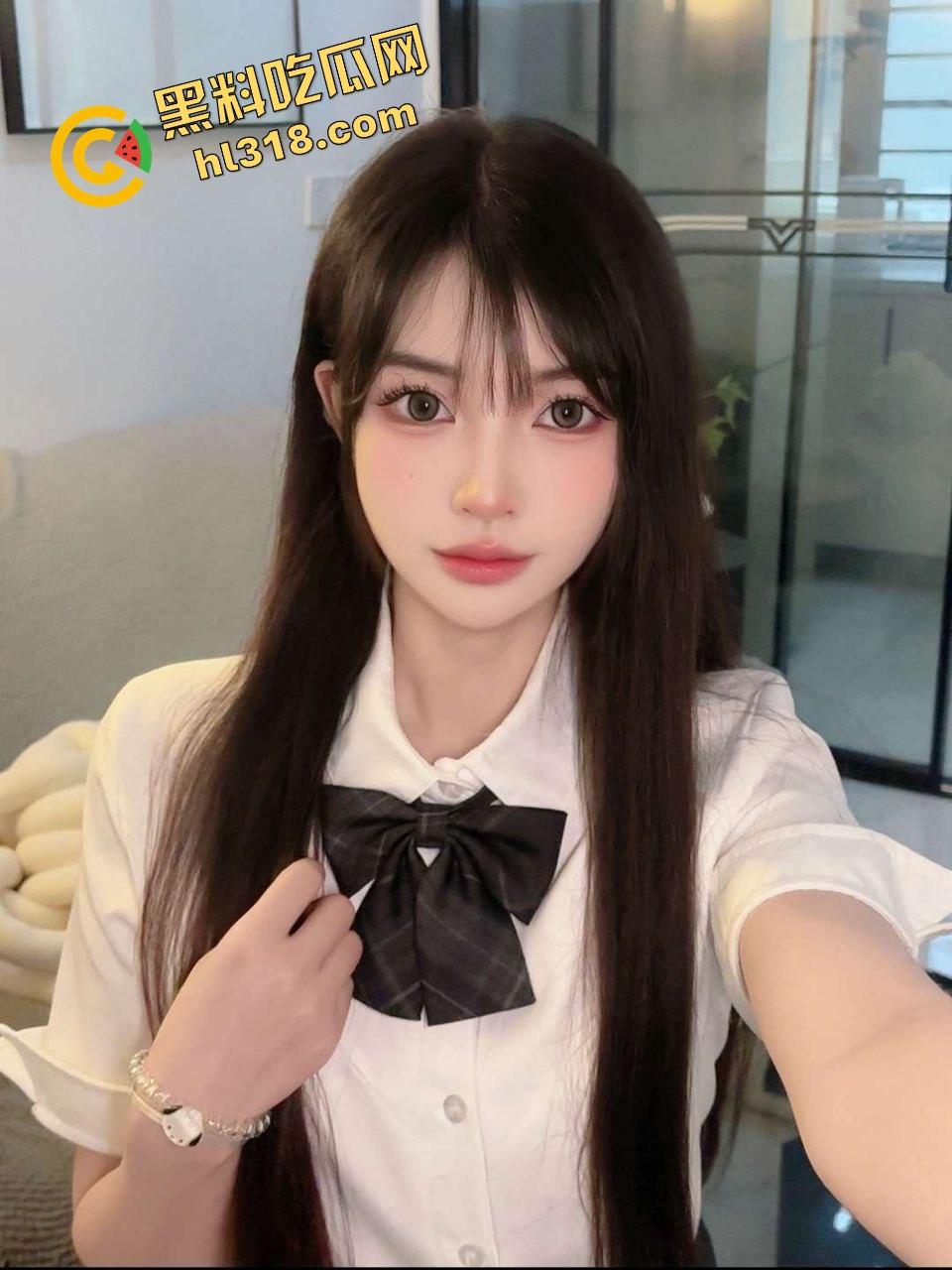 舞蹈生下海成顶级外围,不止能劈腿还能倒挂,一字马让你捅B,倒挂金钩舔鸡巴,活儿好得想送锦旗!-4