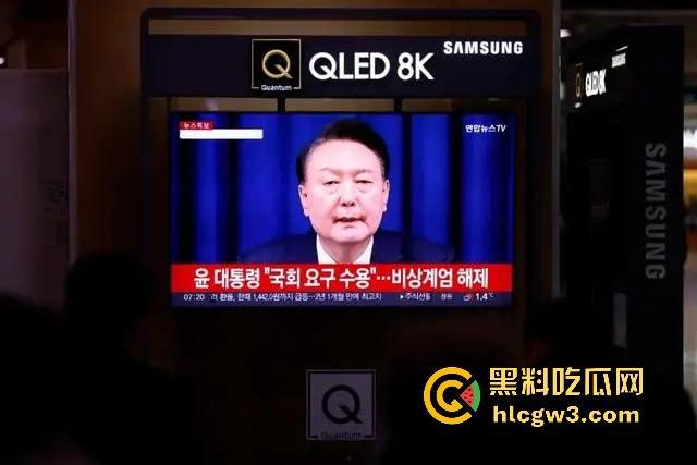 首尔之春恋爱脑总统『 尹锡悦』深夜全国戒严只为护妻子 第一夫人为让他稳住总统宝座睡遍军方高层！-20