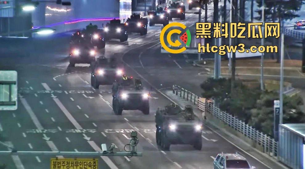 首尔之春恋爱脑总统『 尹锡悦』深夜全国戒严只为护妻子 第一夫人为让他稳住总统宝座睡遍军方高层！-27