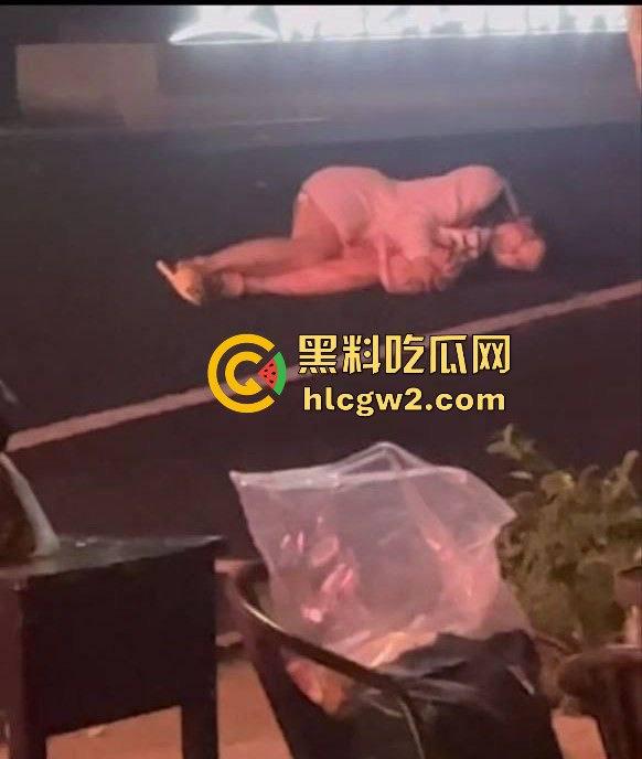 毕业证拿不到，实习费嫌少？21岁小伙持刀回母校发疯，无锡宜兴工艺学院8死17伤，一路无差别捅女生！-40