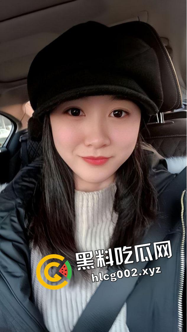 经典永流传！甜美少妇不为人知的一面 旺盛的黑森林下饱满的馒头逼 这才是良家的感觉-20