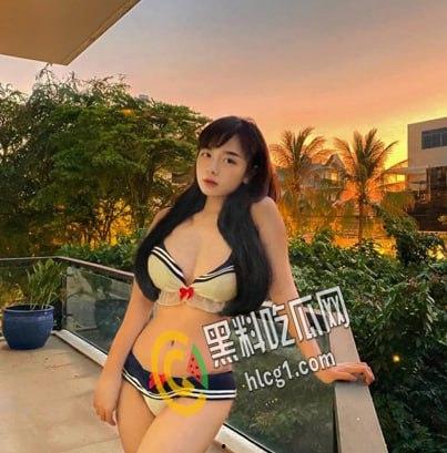 越南童颜巨乳白虎网红 TranMinhThienDi 身材极品的反差婊 发给男友的私房片泄漏-3