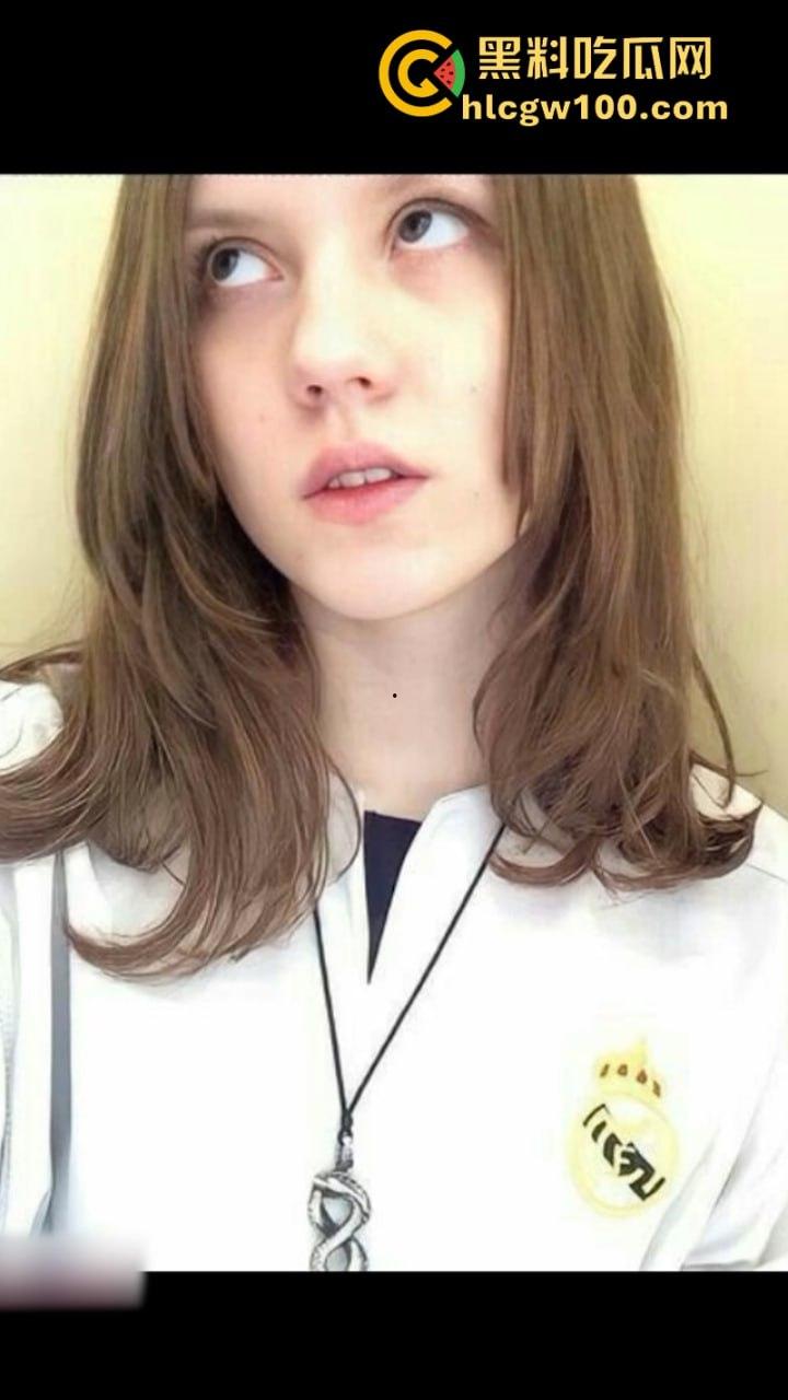 恐怖慎点!花季少女集本献祭 跳楼卧轨头身分离各种血腥自杀场面-16