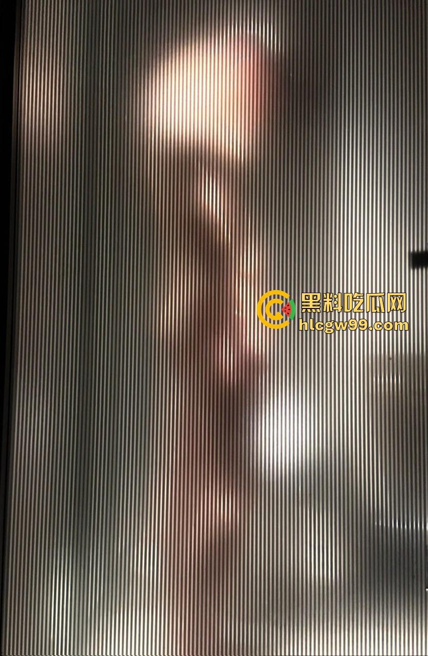 在校男大第二弹，男大生调教界教父，专攻女大学生和年轻女教师，一个月换一个，堪称约啪界劳模！-14