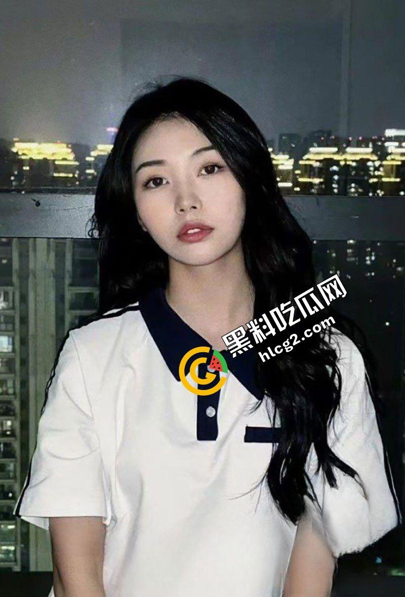 贵州纹身社会姐『陈心莲』裸贷三万分12期被流出!呻吟声销魂至极 自拍道具自慰抠逼 献给金主观赏-4