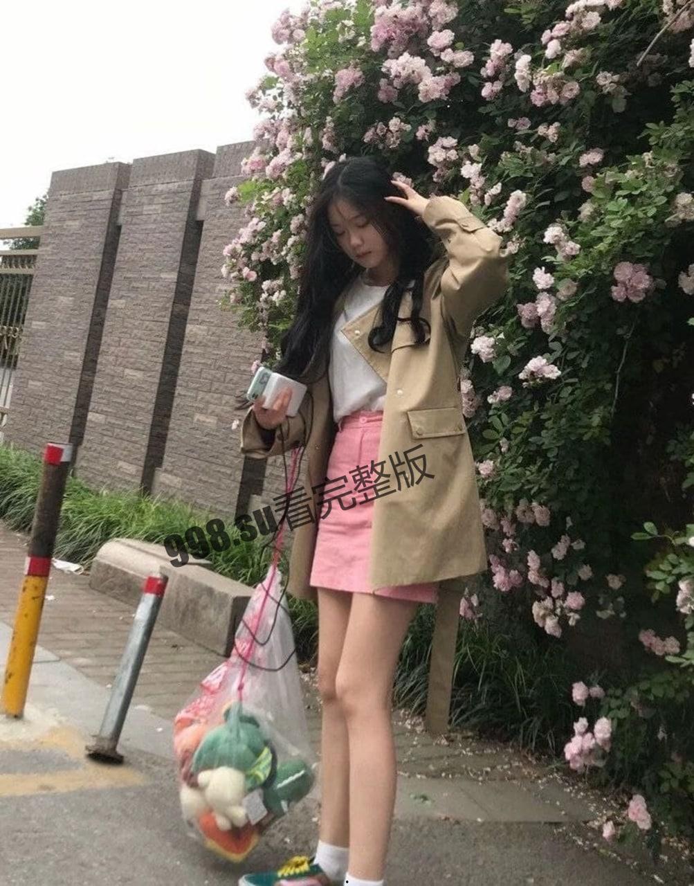 山西财经大学于佳莹 大二学妹于佳莹被包养 手脚口并用很熟练 干爹很享受-2