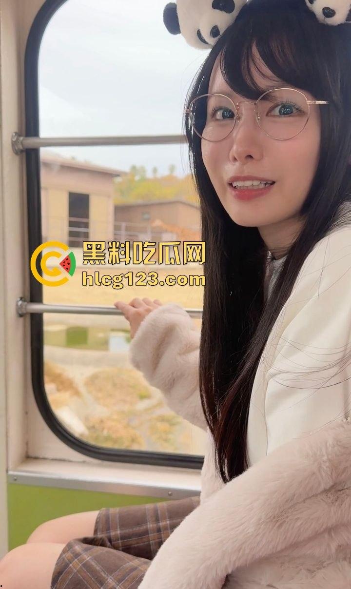 极品日本妹子白天看熊猫,晚上寂寞拿19CM狼牙棒狂放松!塞进小穴痛苦面具都出来了!-3