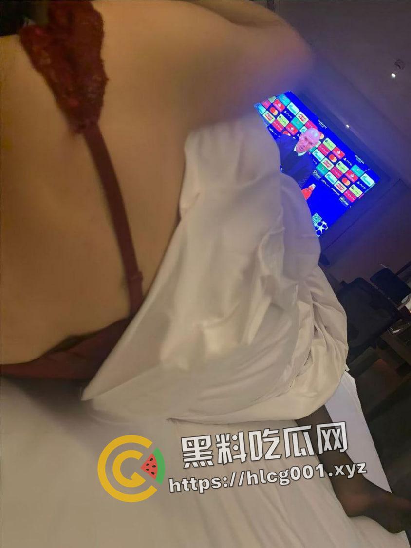 上海气质健身教练被土豪拿下！带到大别墅疯狂后入 奶子都快捏爆了 有钱就是能为所欲为啊-41