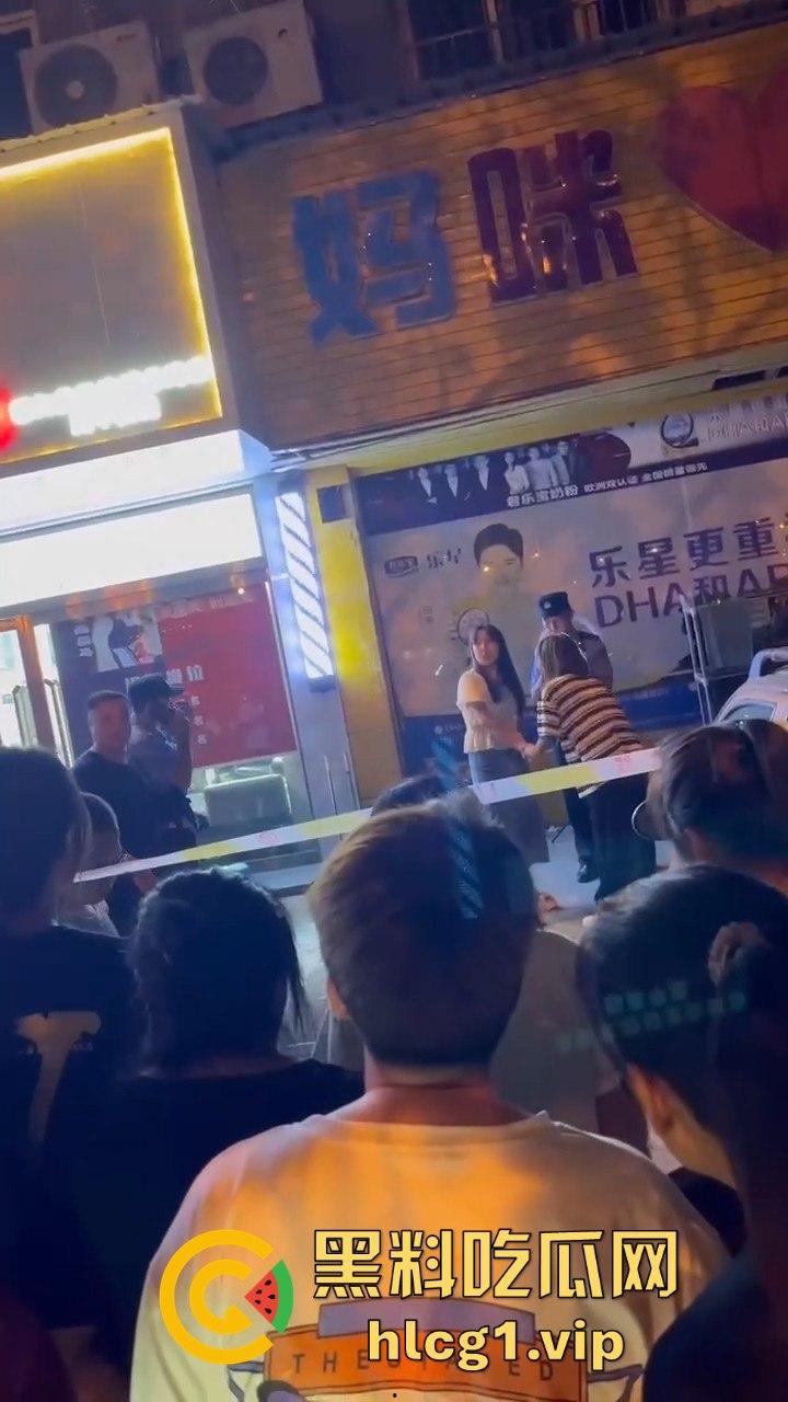 龙湾血腥惨剧!学生斗殴升级,胳膊被生生砍下,校园暴力失控震撼全城!-3