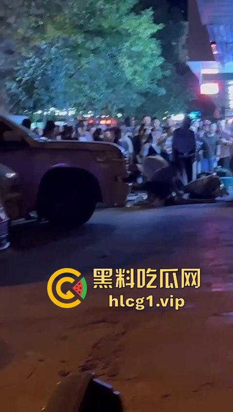 龙湾血腥惨剧!学生斗殴升级,胳膊被生生砍下,校园暴力失控震撼全城!-5