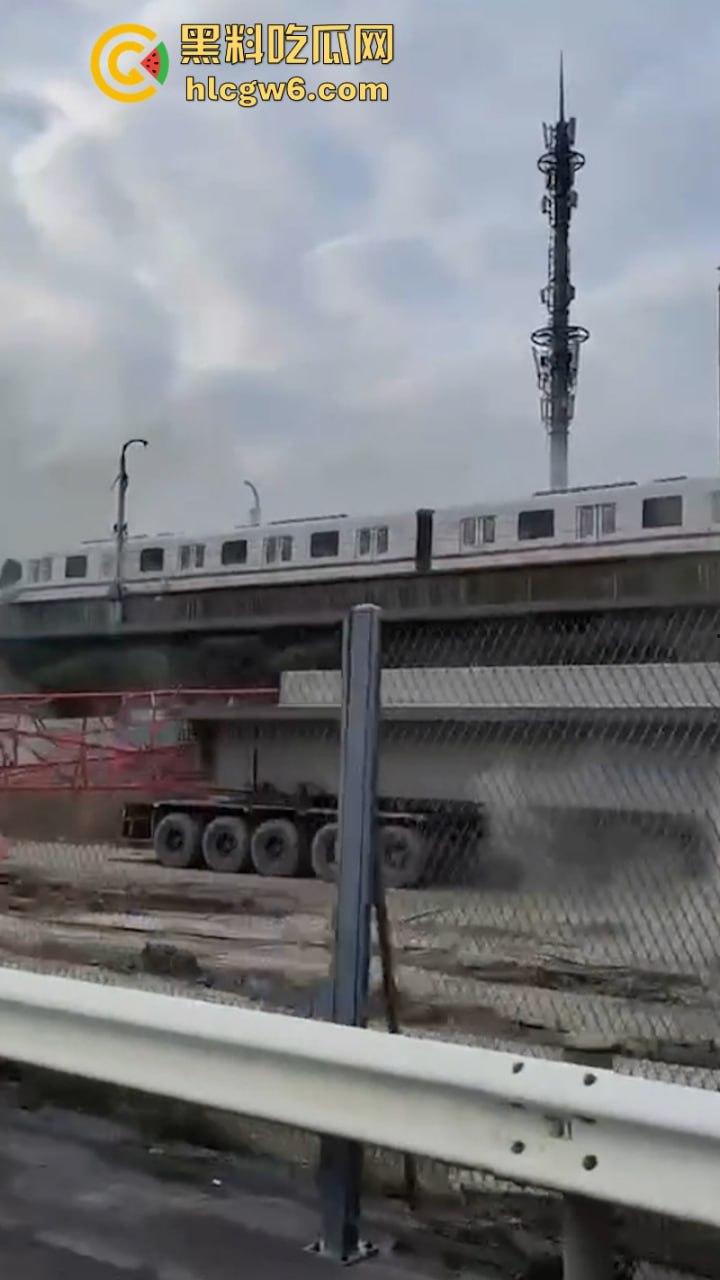 一生捅的最大的篓子!上海地铁1被工地上塔吊侵线砸停 工地项目负责人面临数亿赔偿 天塌了!-9