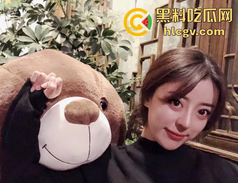 瓜友怒曝三年女友【李玉婷】偷吃丑闻！平时嫌男友脏，背地里给野男人口得比吃海底捞还香！-4